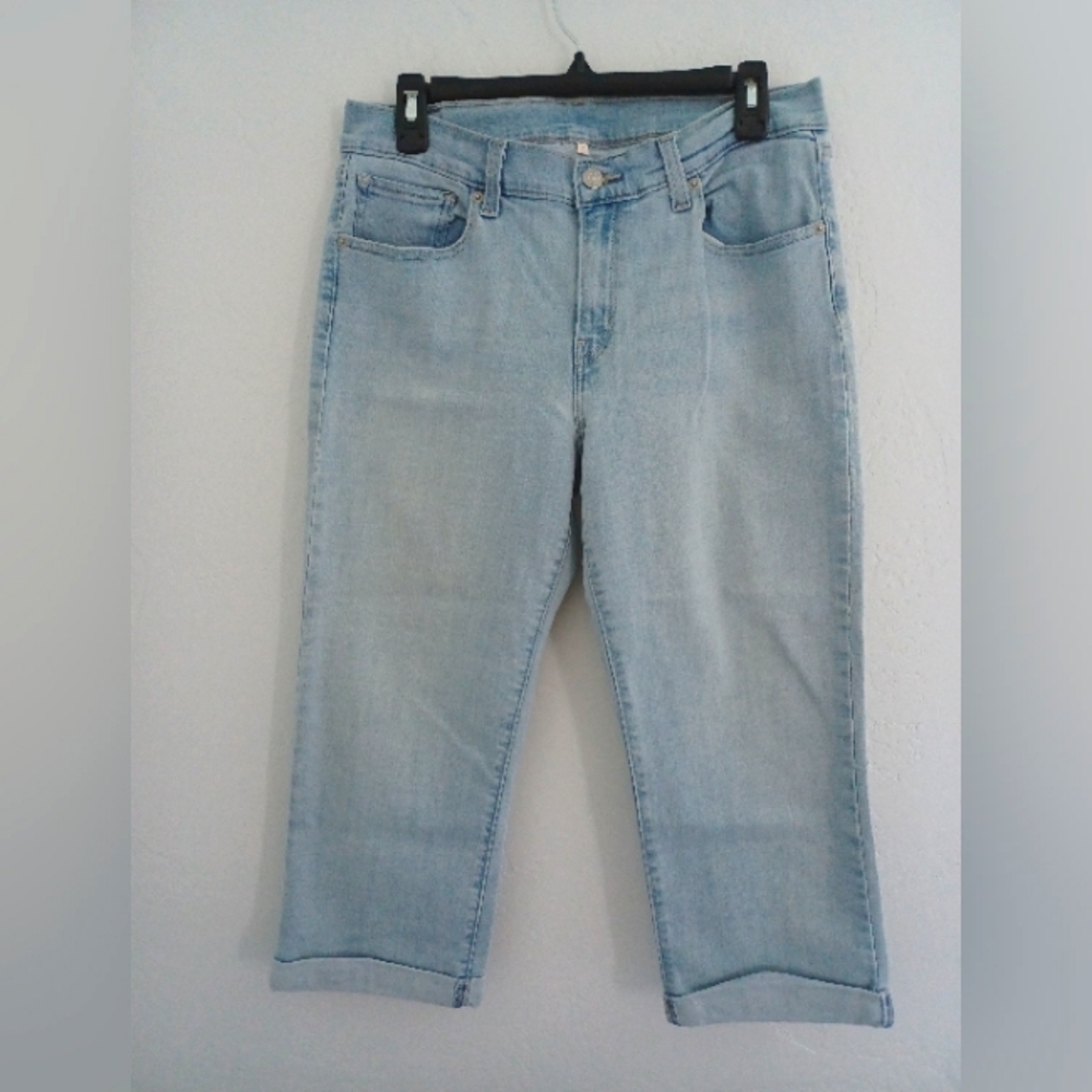Levi's Ankle Cropped Cuffed Jeans
